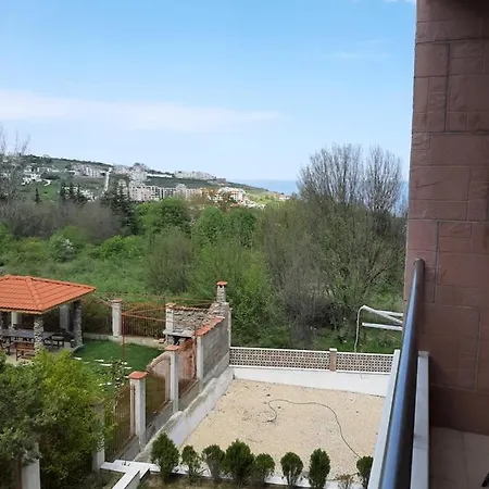 Apartment-studio Daisy In Kiwi Gardens Complex Apartment Byala (Varna)